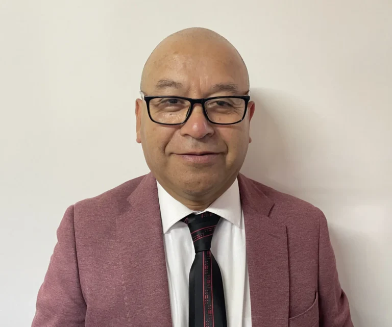 Pastor Presbítero Carlos Contreras Rain